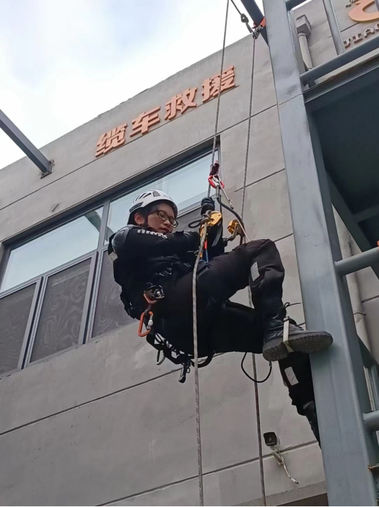 【百年海麗雅勞模人物專訪】謝丹：80后女博士的創(chuàng)新&ldquo;準(zhǔn)繩&rdquo;