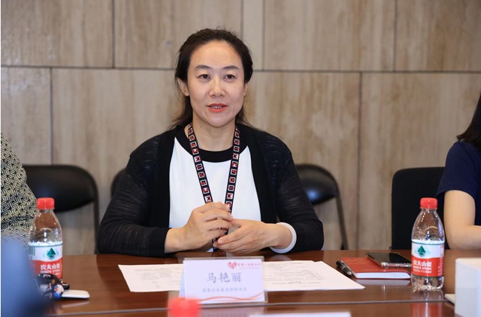 益路攜手 守護(hù)未來(lái) 蘭精纖維向愛(ài)慕公益基金會(huì)捐贈(zèng)愛(ài)心物品